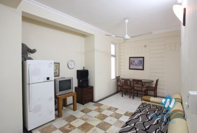 02 bedroom apartment for rent with cheap price in Lac Long Quan Tay Ho